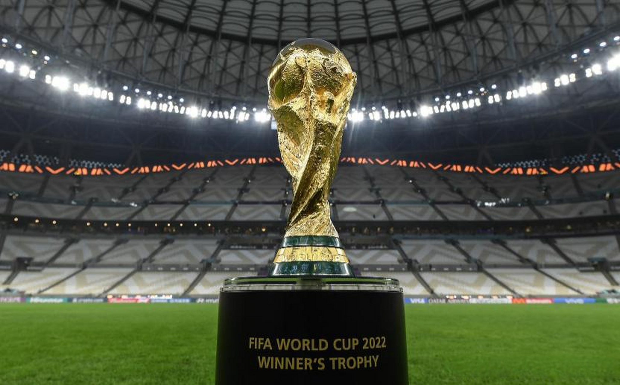 资金外流与 资金外流与